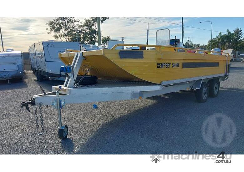 caption Yamba Welding PRO Punt
