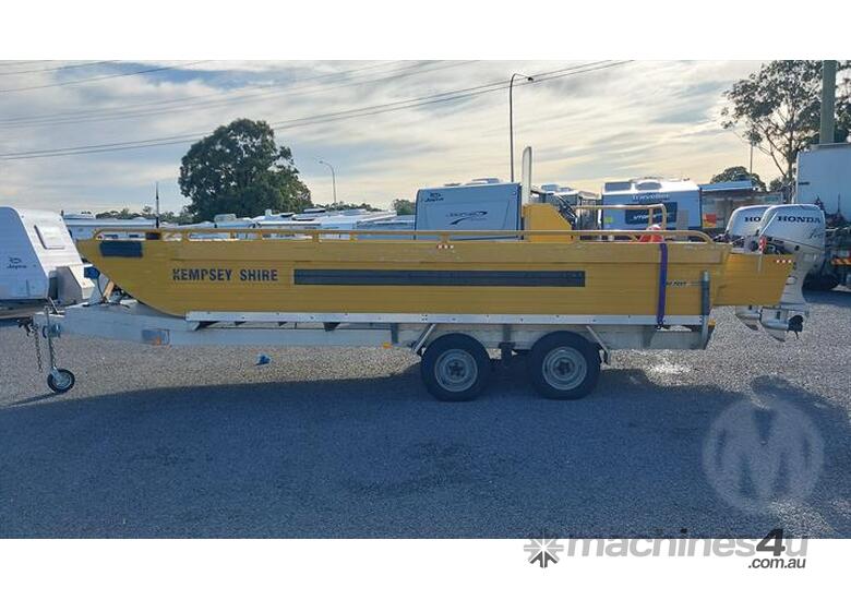 caption Yamba Welding PRO Punt