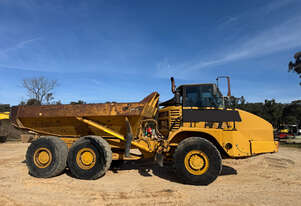 Caterpillar 725 Articulated Off Highway Truck