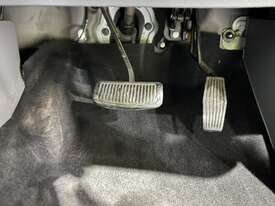 2014 Hyundai iMax  Petrol - picture0' - Click to enlarge