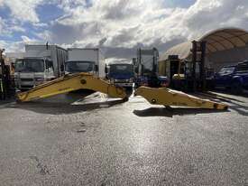 Komatsu Excavator Arms - picture0' - Click to enlarge