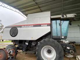 Gleaner R52 Header & Front - picture0' - Click to enlarge