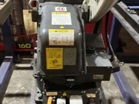 Panasonic Robot Welder TA-1900 - picture0' - Click to enlarge