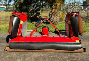 Trimax Stealth Slasher Hay/Forage Equip