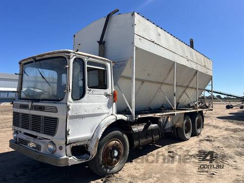 caption AEC Leyland Truck