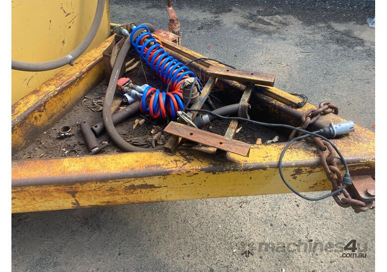 caption 1987 Homemade Dual Axle Fuel Trailer