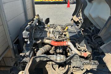 2016 Mitsubishi Canter 515 Table Top