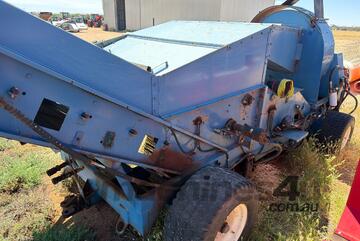 2014 Weiss McNair 9800 Harvester