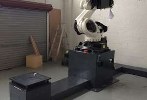 Kuka Robot Arm Fully Operational - low usage