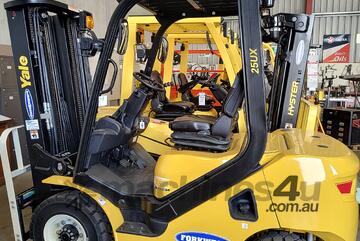 Runout Model Be Quick!!! Yale 2.5T Diesel Forklift