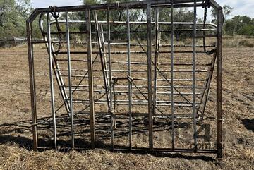 LIVESTOCK YARD PANEL