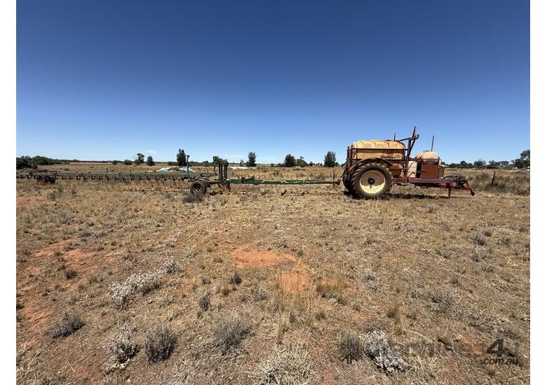 2001 CROPLANDS STALLION 4000L 