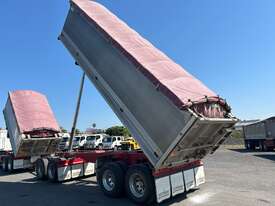 2012 Shephard Quad Axle Tipping Dog Trailer - picture2' - Click to enlarge