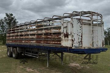 Haulmark 1975   CATTLE TRAILER