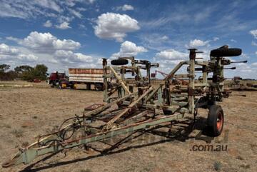 Horwood Bagshaw Chisel Plough