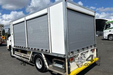 2021 Hino 300 series Service Body