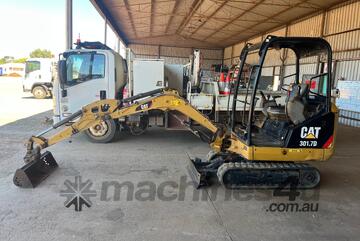 2015 Caterpillar 301.7D Excavator (Rubber Tracked)