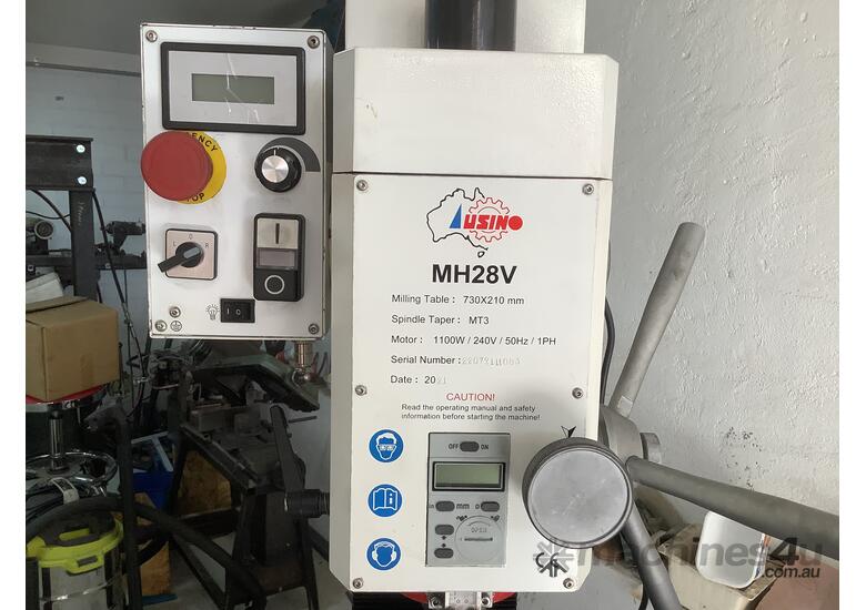 Optimum Milling Machine for Sale