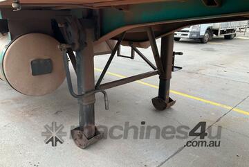 2011 Vawdrey VBS3 Tri Axle Refrigerated Pantech Trailer