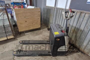 Crown Electric Pallet Jack