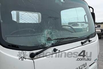 Isuzu 2013   NNR 200 Table Top