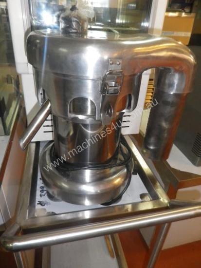 caption Brand New Linkrich Industrial Juicer