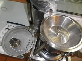 Brand New Linkrich Industrial Juicer - picture1' - Click to enlarge