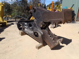 LaBounty Pulveriser Crusher - picture2' - Click to enlarge