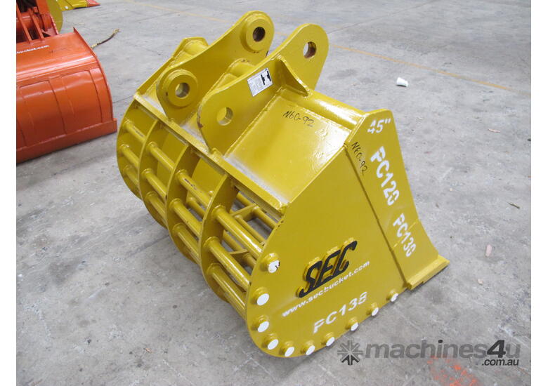 SEC 12 Ton Sieve (Mud Style) Bucket for Komatsu PC120/PC135 - Includes Pin, 1150mm Width, 75mm Gap