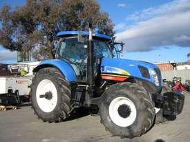 New Holland T7030 FWA/4WD Tractor - picture1' - Click to enlarge