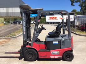 Nichiyu FBC18PN-70BC battery electric forklift - picture0' - Click to enlarge