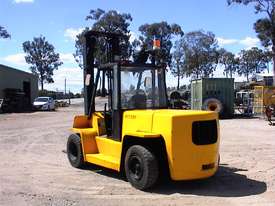 Hyster H7.00XL forklift - picture1' - Click to enlarge