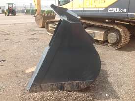 Hyundai HL730 bucket - picture2' - Click to enlarge