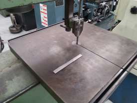used Steelfast bandsaw - picture1' - Click to enlarge