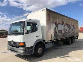 2004 Mercedes-Benz Atego 2328 - picture2' - Click to enlarge