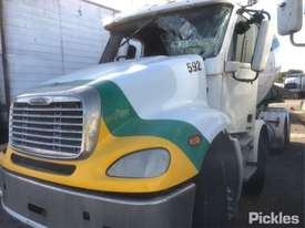 2012 Freightliner Columbia CL112 FLX - picture1' - Click to enlarge