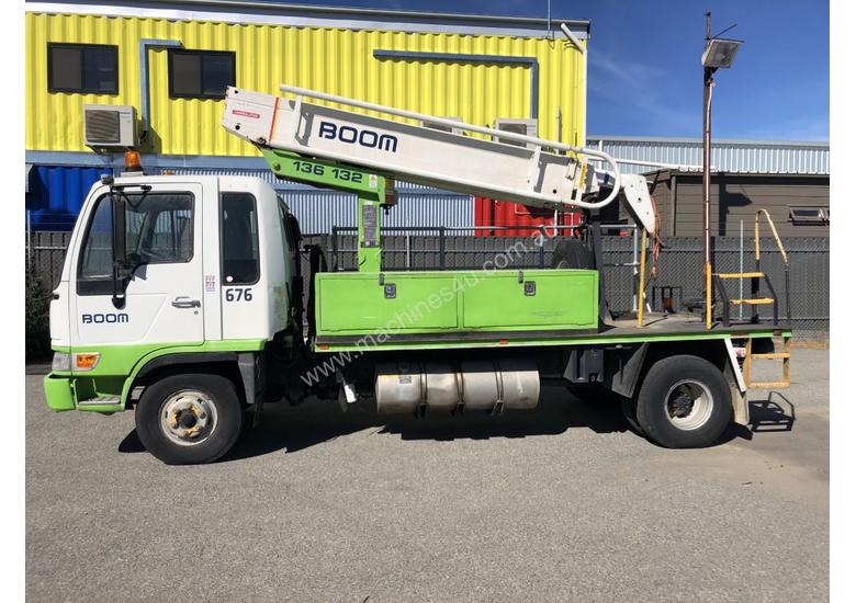 caption 2000 HINO FD2J WITH 1996 STEELCO TRAVEL TOWER