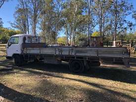Ford Trader 5.5m tray - picture0' - Click to enlarge