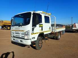 Isuzu NPS300 Tray Truck - picture1' - Click to enlarge