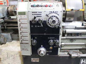 Howa CY 500G x 1000 Centre Lathe (415V)  - picture1' - Click to enlarge