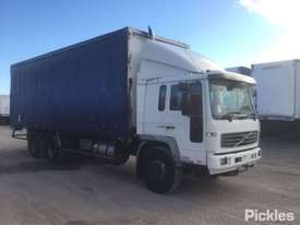 2002 Volvo FL6 - picture0' - Click to enlarge