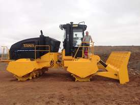 2014 Tana E520 Landfill Compactor - picture0' - Click to enlarge