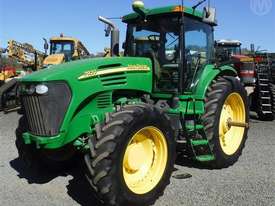 John Deere 7920 FWA - picture0' - Click to enlarge
