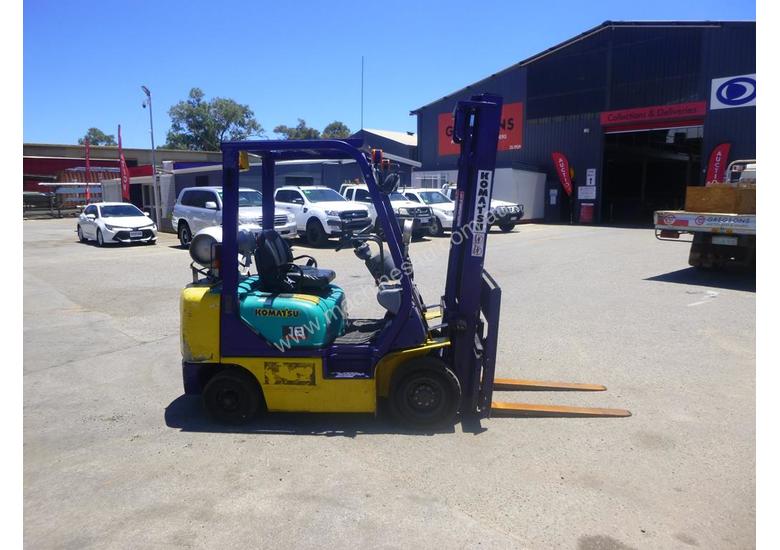 caption 2015 Komatsu FG18T-16 1.8 Tonne LPG Forklift (GA1262)