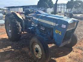 Ford 3000 4 x 2 Tractor, 3615 Hrs - picture0' - Click to enlarge