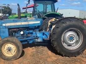 Ford 3000 4 x 2 Tractor, 3615 Hrs - picture1' - Click to enlarge