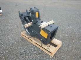 Mustang FH05 Fixed Head Pulveriser - picture0' - Click to enlarge