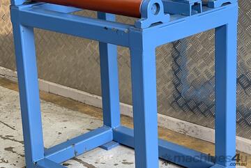 Heavy Duty Roller Conveyor & Stands, 620mm Wide x 500mm Long.