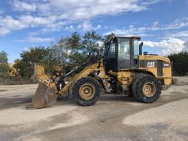 Caterpillar 930G Wheel Loader - picture1' - Click to enlarge