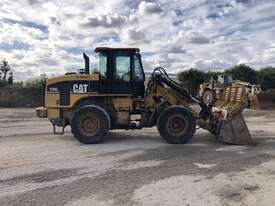 Caterpillar 930G Wheel Loader - picture2' - Click to enlarge